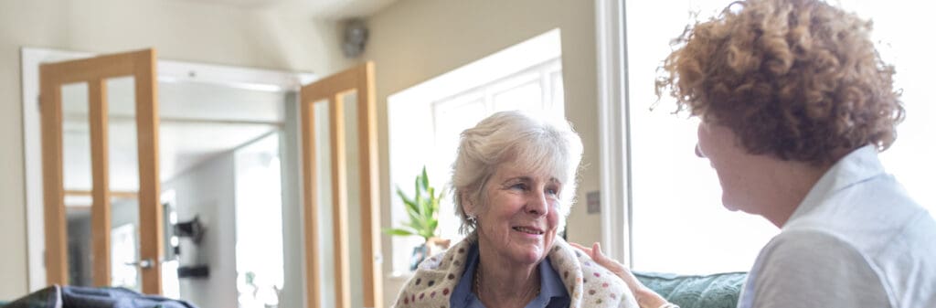 5-winter-warming-tips-for-older-people-banner