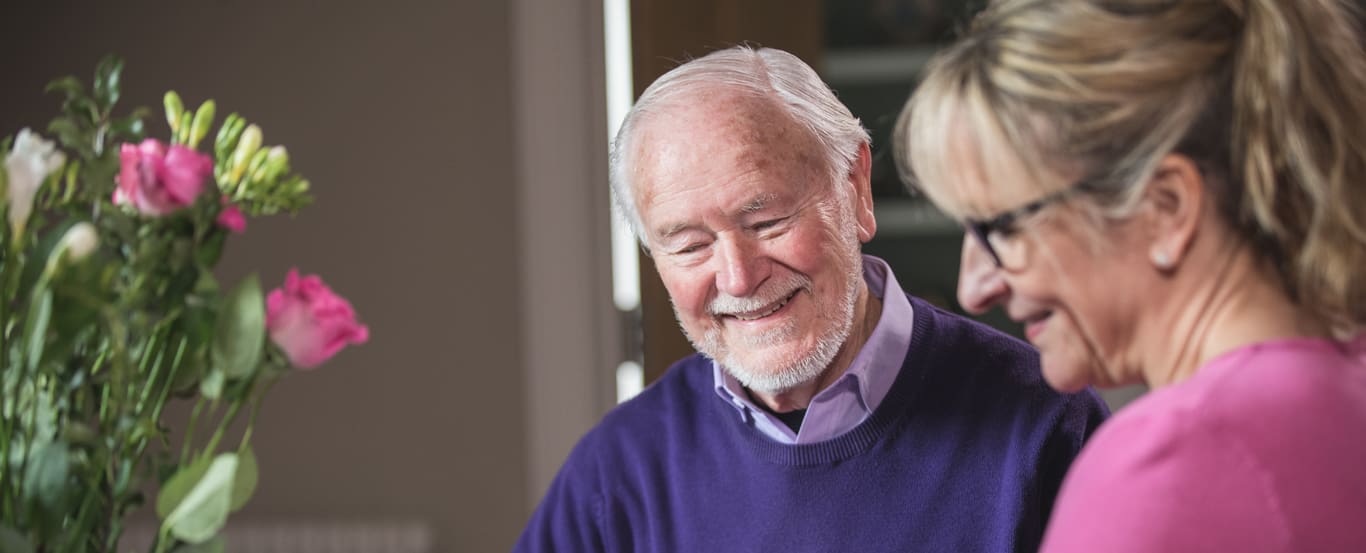 live-in-care benefits_carer smiling with a patient_banner